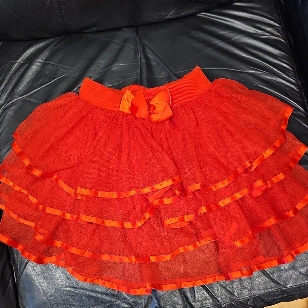 Girls Size 5-8 Red Layered Tutu Style Skirt with Bow